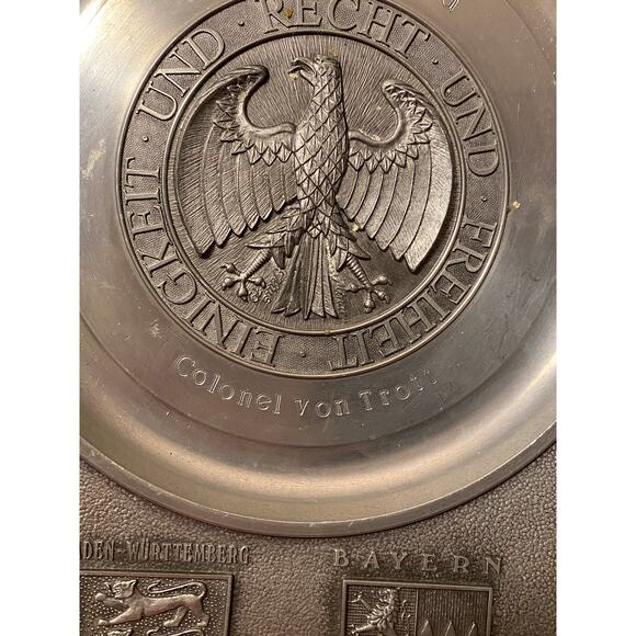 SKS Zinn 1986 Pewter German Commemorative Plate Coat of Arms West Germany EUC - Picture 7 of 16